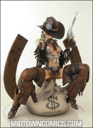 Masamune Shirows Wild Wet West/Dead Or Alive PVC Statue