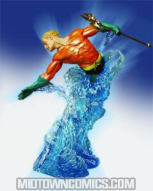 DC Dynamics Aquaman Statue