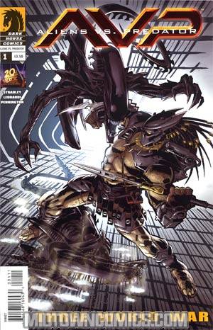 Aliens vs Predator Three World War #1 Cover B Incentive Rick Leonardi Variant Cover          