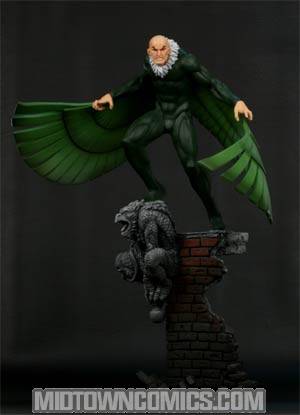 Vulture Statue By Bowen