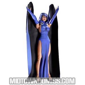DC Universe Classics Wave 15 Raven Action Figure With Validus Piece