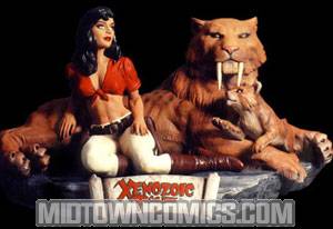 Xenozoic Tales Hannah & Sabertooth Statue