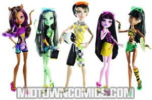 Monster High Gloom Beach Doll Assortment Case