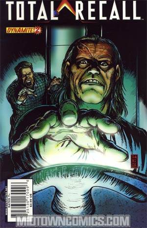 Total Recall #2 Regular Darick Robertson Cover