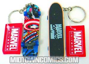 Marvel Skateboard Keyring - Captain America