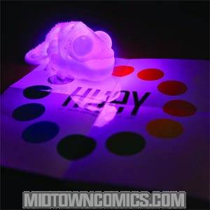 Huey The Color Copying Chameleon Lamp