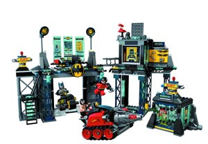 LEGO DC Batcave Set