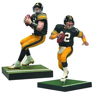 McFarlanes Sports Picks NFL Terry Bradshaw & Ben Roethlisberger Action Figure 2-Pack Case