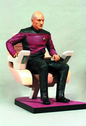 Star Trek The Next Generation Captain Picard In The Captains Chair 1/6 Scale Statue