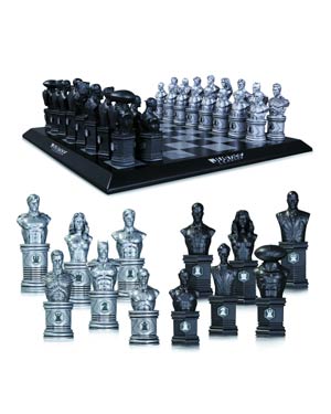 Justice League vs Legion Of Super Villains Chess Set