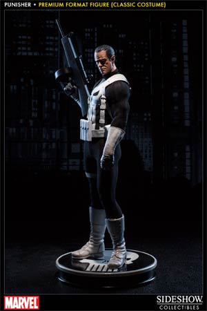 Punisher Classic Costume Premium Format Figure