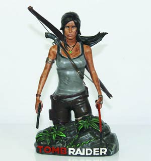 Tomb Raider Lara Croft 5-Inch Mini Bust