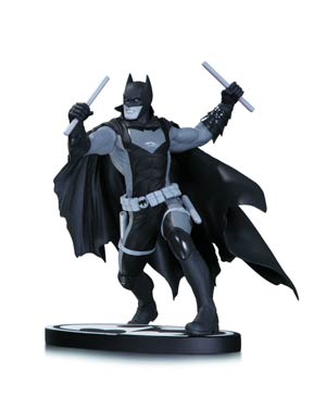 Batman Black & White Series Batman Earth 2 Statue
