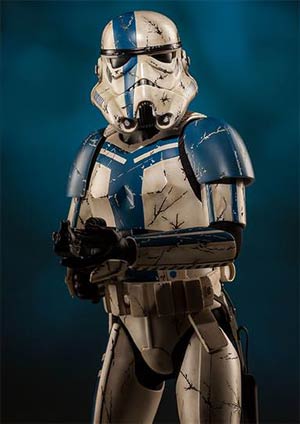 Star Wars Stormtrooper Commander Premium Format Figure