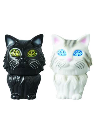 Refreshment Many Eyes Cat Sofubi 2-Pack