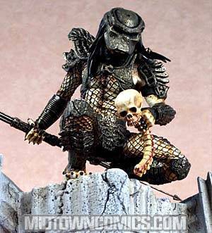 Predator Triumphant Resin Statue