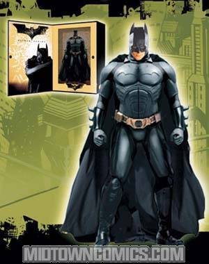 Batman Begins Batman 13-Inch Deluxe Collector Figure