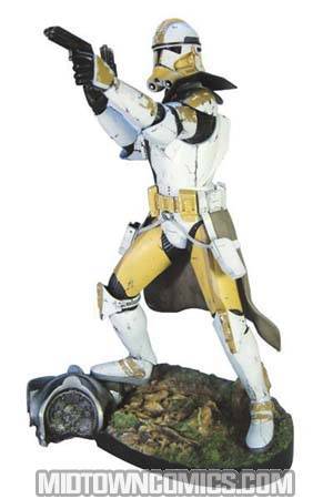 Star Wars Commander Bly Vinyl Figure