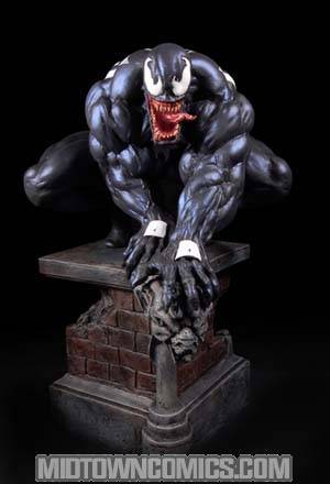 Classic Venom Statue By Bowen
