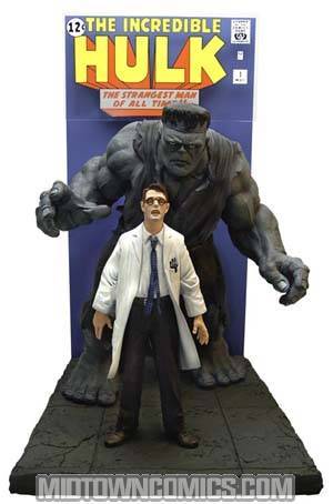 Incredible Hulk #1 Comic Book Cover Scene Replica