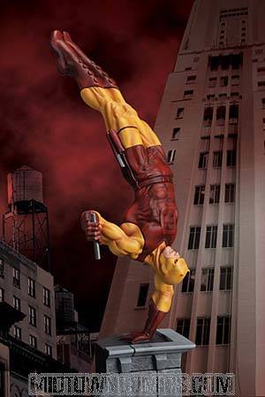 Daredevil Yellow Hard Hero Dealer Exclusive Cold-Cast Porcelain Statue