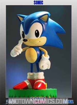 Sonic The Hedgehog 12-Inch Resin Statue