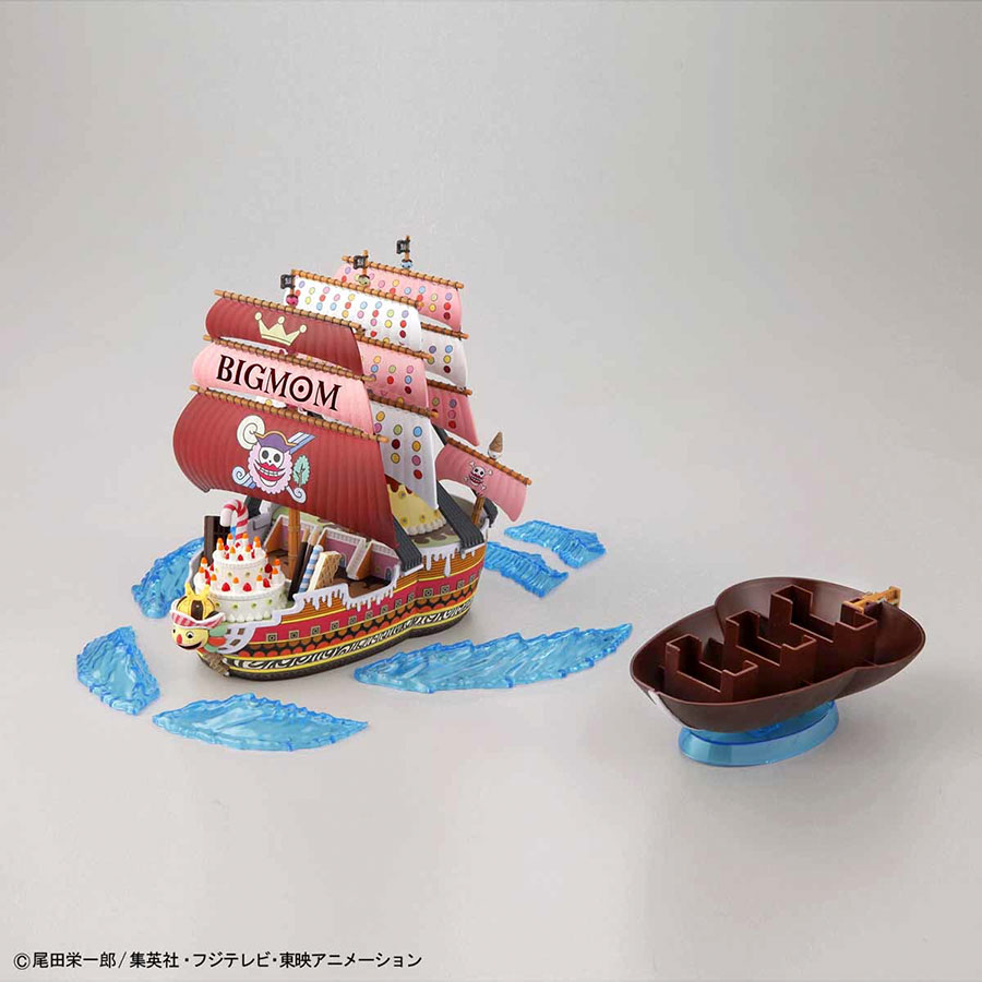 One Piece Grand Ship Collection Kit #13 Queen Mama Chanter