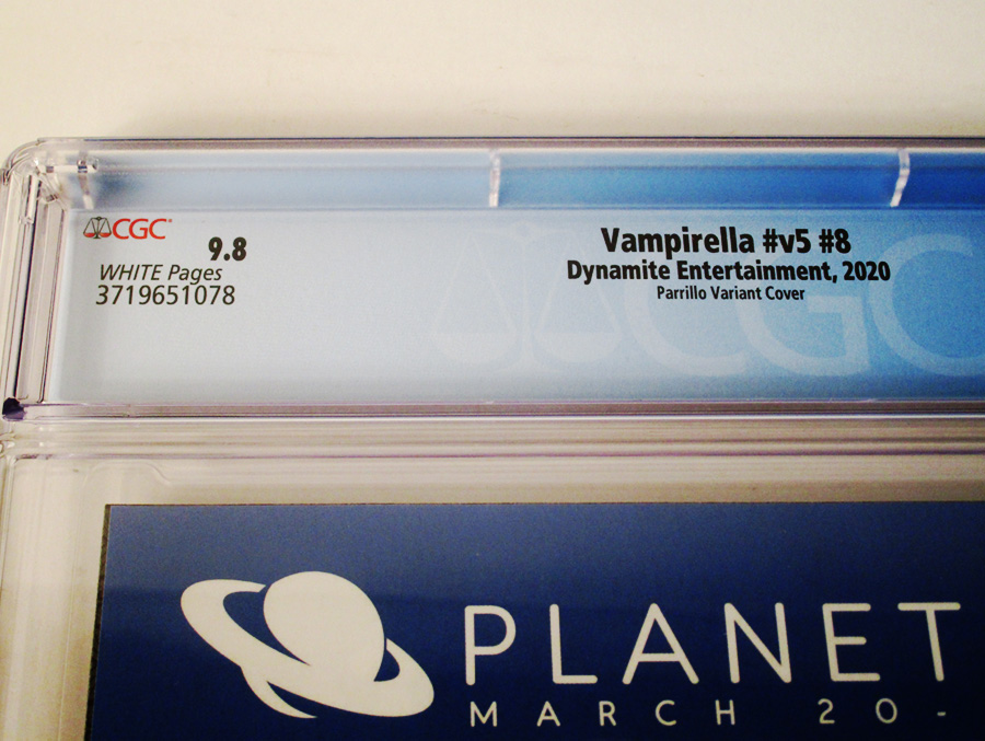 Vampirella Vol 8 #8 Cover Z-D Incentive Lucio Parrillo Variant Cover CGC Graded 9.8