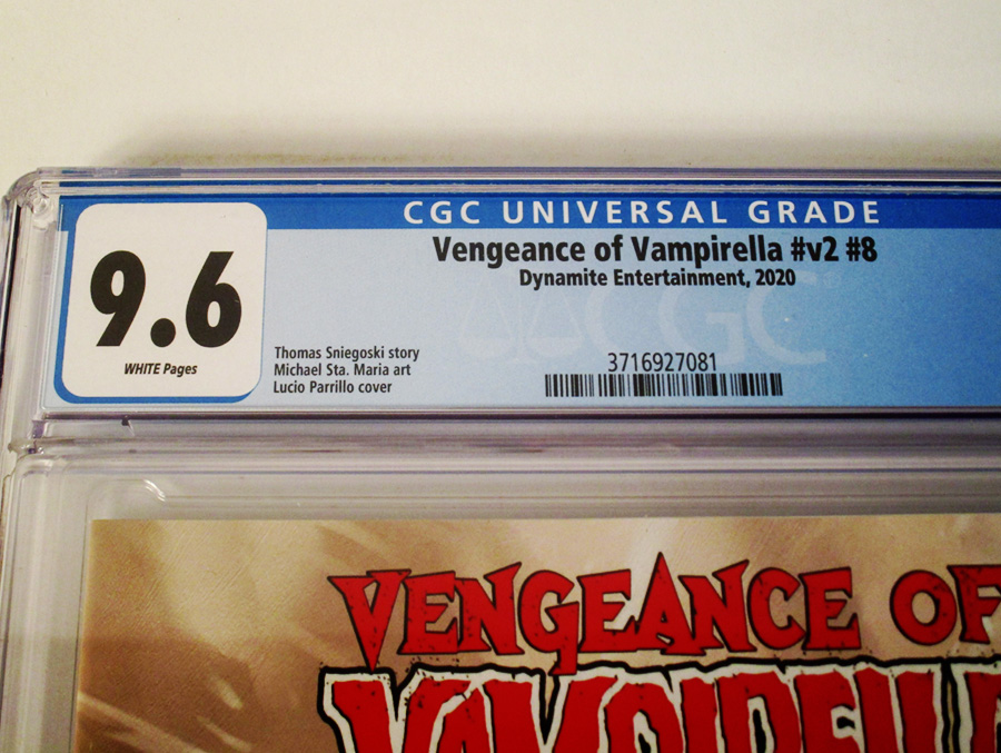 Vengeance Of Vampirella Vol 2 #8 Cover O Regular Lucio Parrillo Cover CGC Graded 9.6