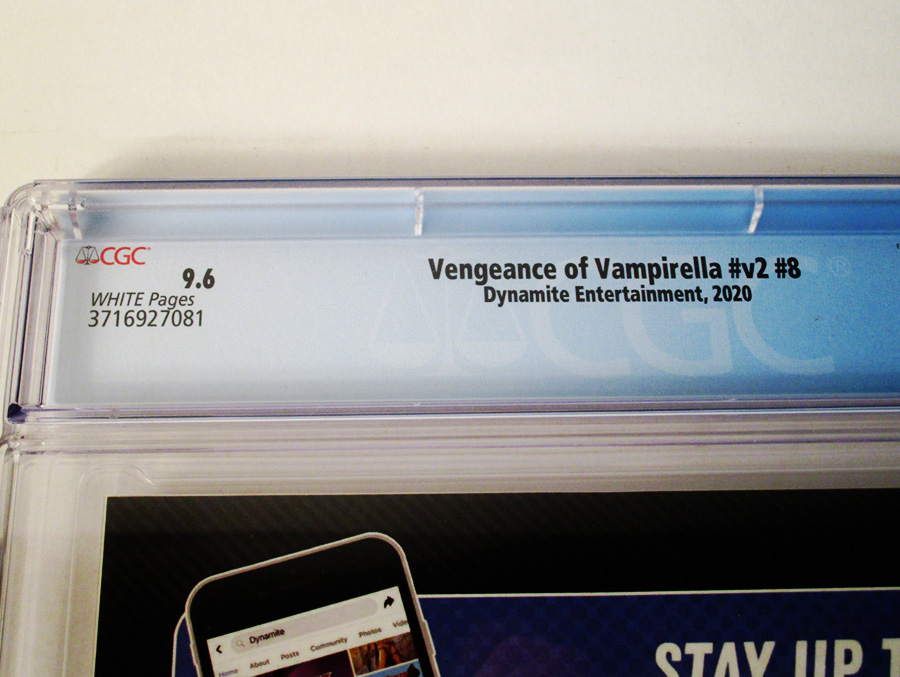 Vengeance Of Vampirella Vol 2 #8 Cover O Regular Lucio Parrillo Cover CGC Graded 9.6