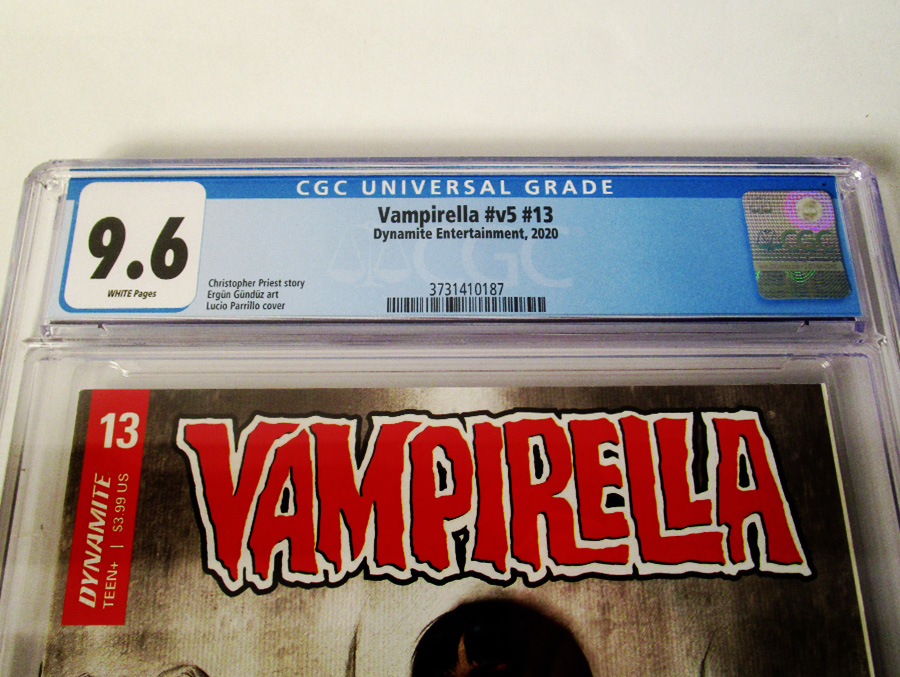 Vampirella Vol 8 #13 Cover X Regular Lucio Parrillo Cover CGC Graded 9.6