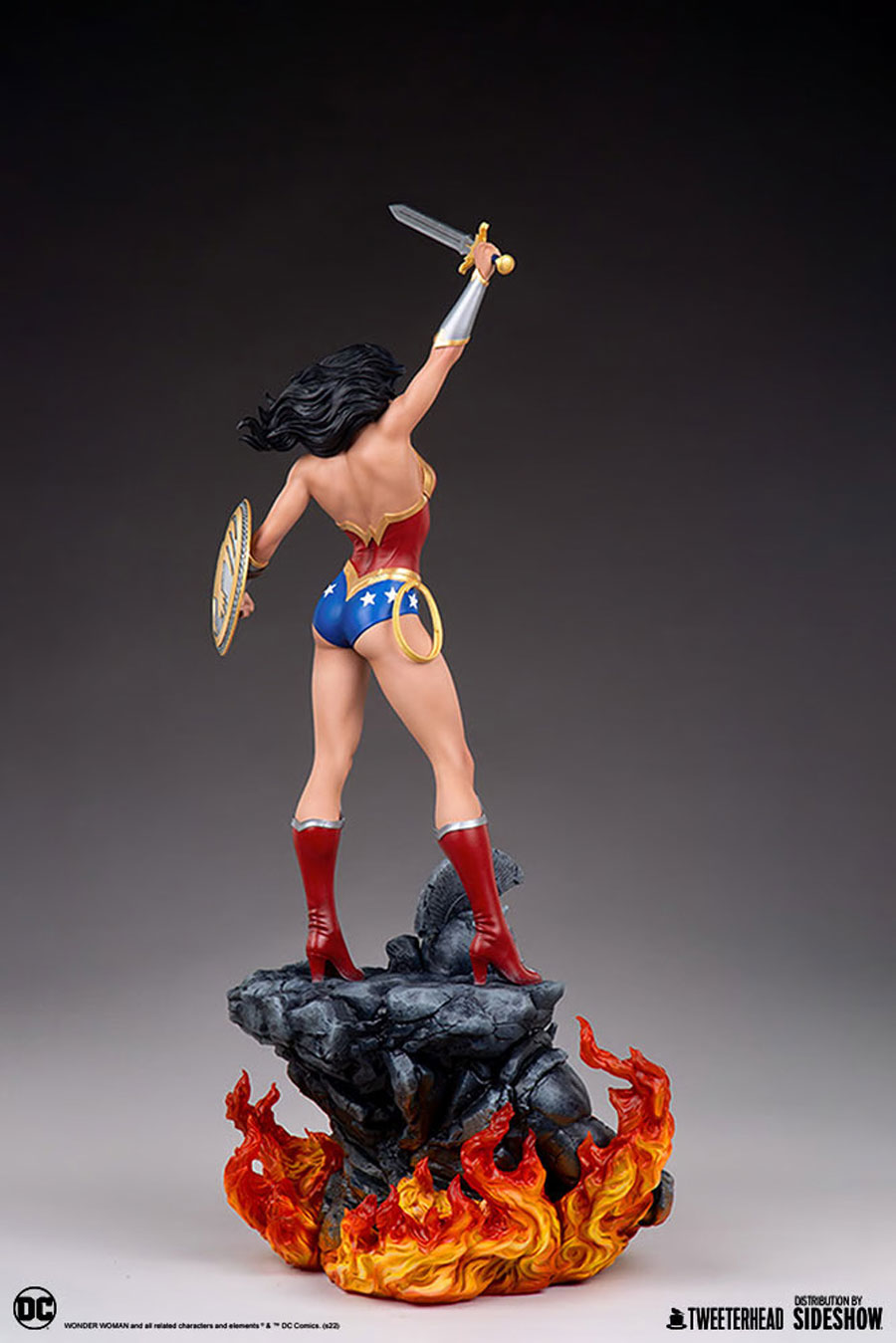 DC Wonder Woman 1/4 Scale Statue