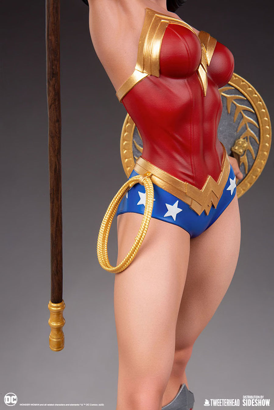 DC Wonder Woman 1/4 Scale Statue