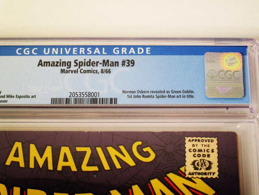 Amazing Spider-Man #39 Cover C CGC 8.0