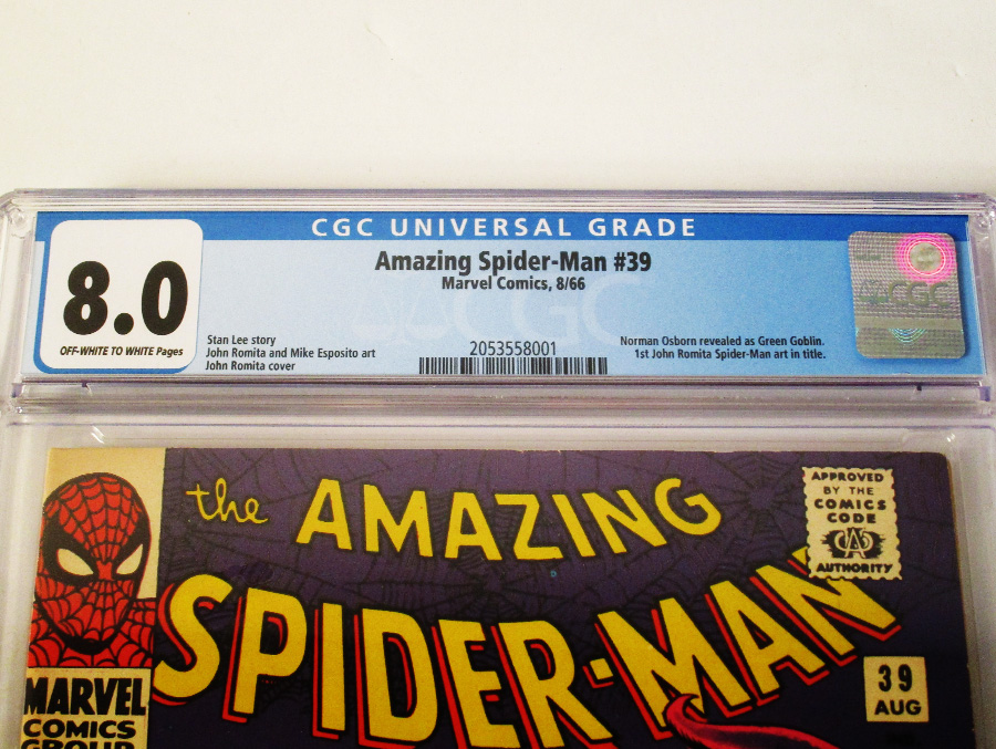 Amazing Spider-Man #39 Cover C CGC 8.0