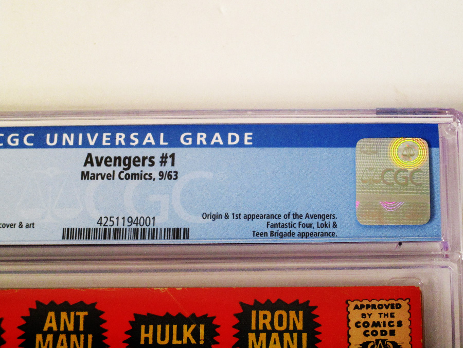 Avengers #1 Cover G CGC 5.5