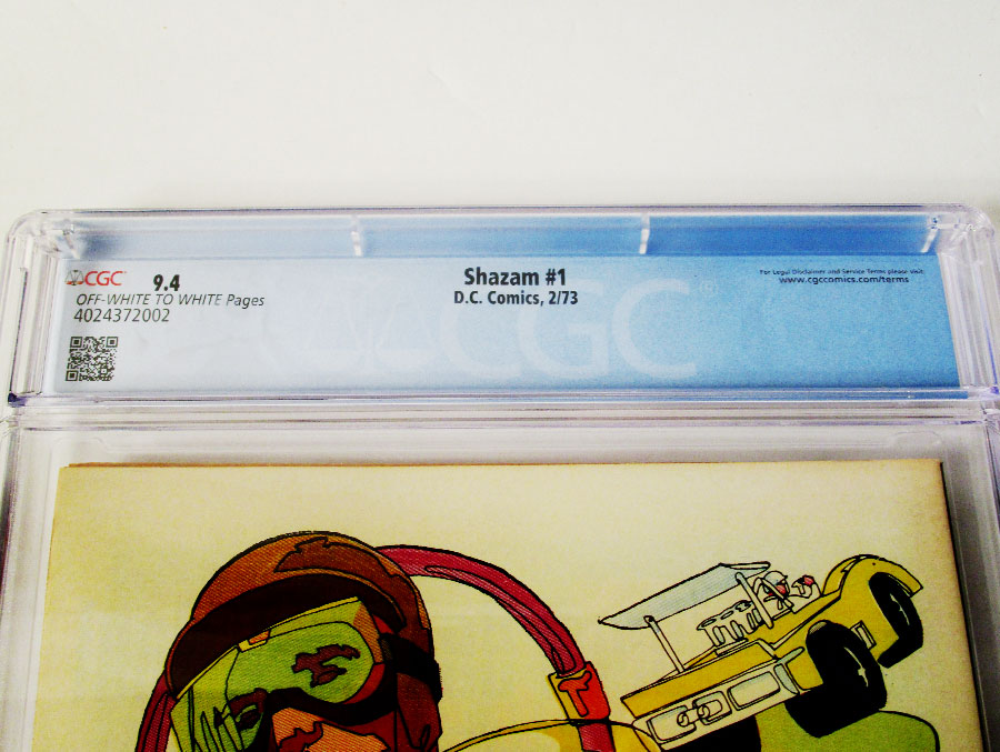 SHAZAM #1 Cover C CGC 9.4