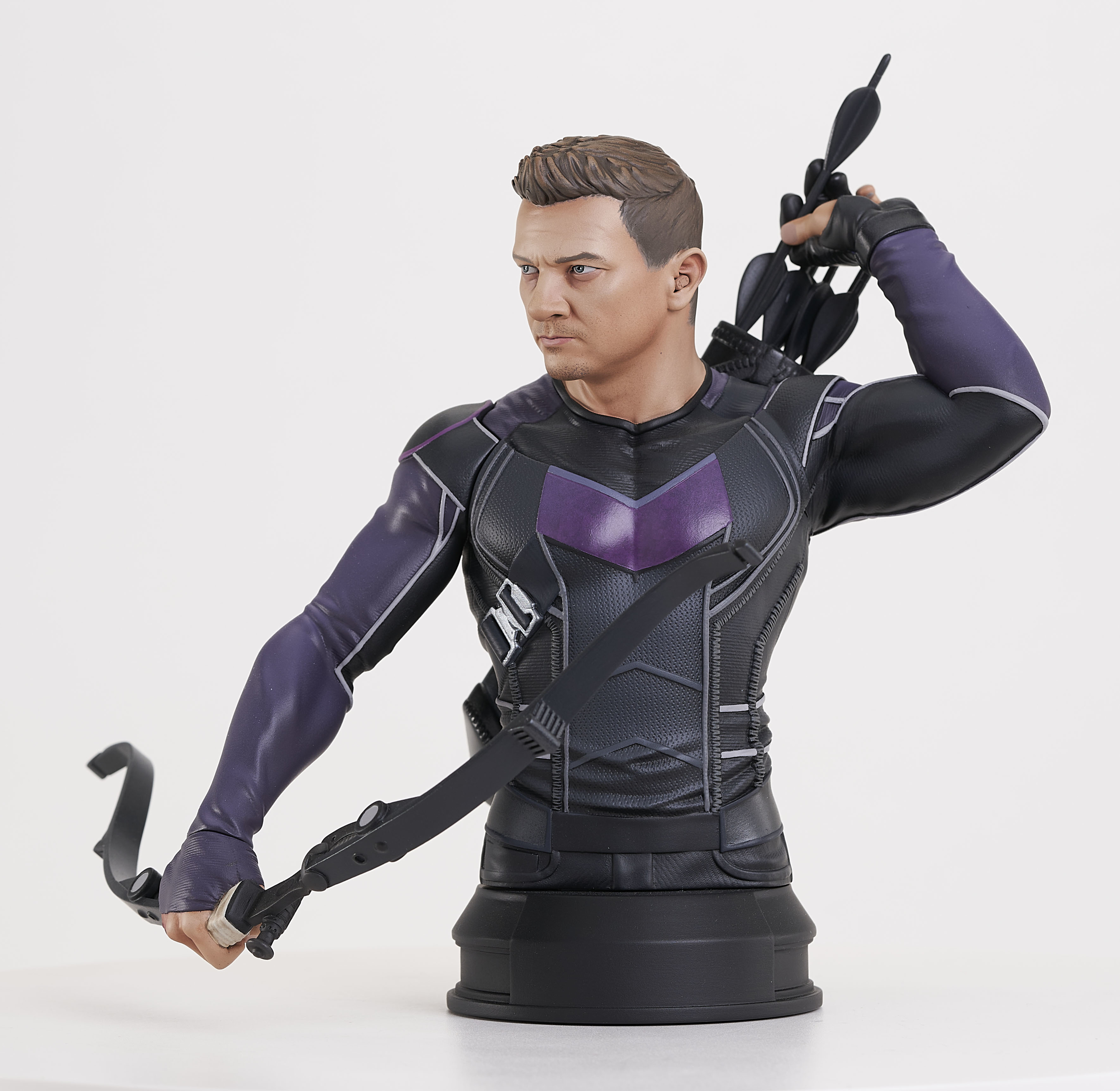 Marvel Disney Plus Hawkeye 1/6 Scale Mini Bust