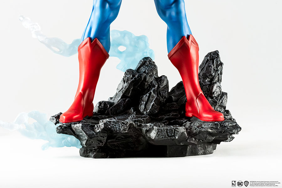 DC Heroes Superman Classic Version Previews Exclusive 1/8 Scale PVC Statue