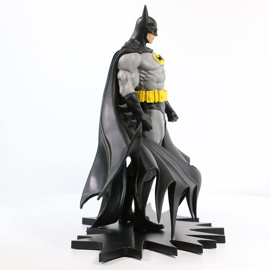 DC Heroes Batman Black Previews Exclusive 1/8 Scale PVC Statue