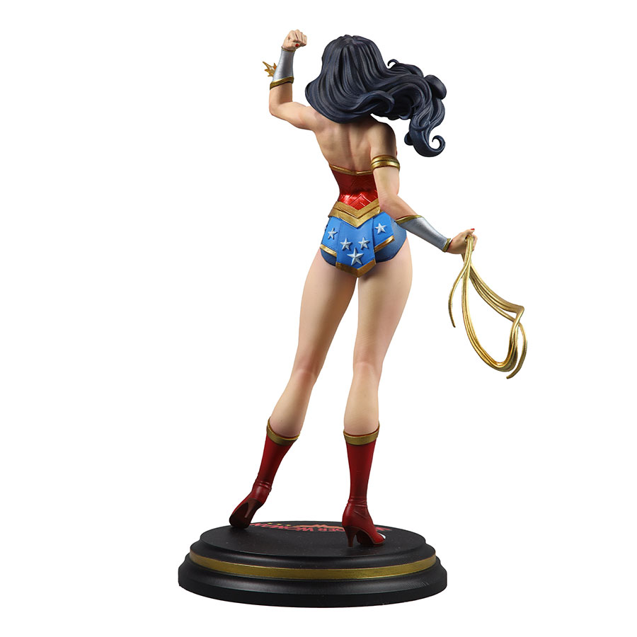 DC Direct Cover Girls Wonder Woman By J Scott Campbell Statue