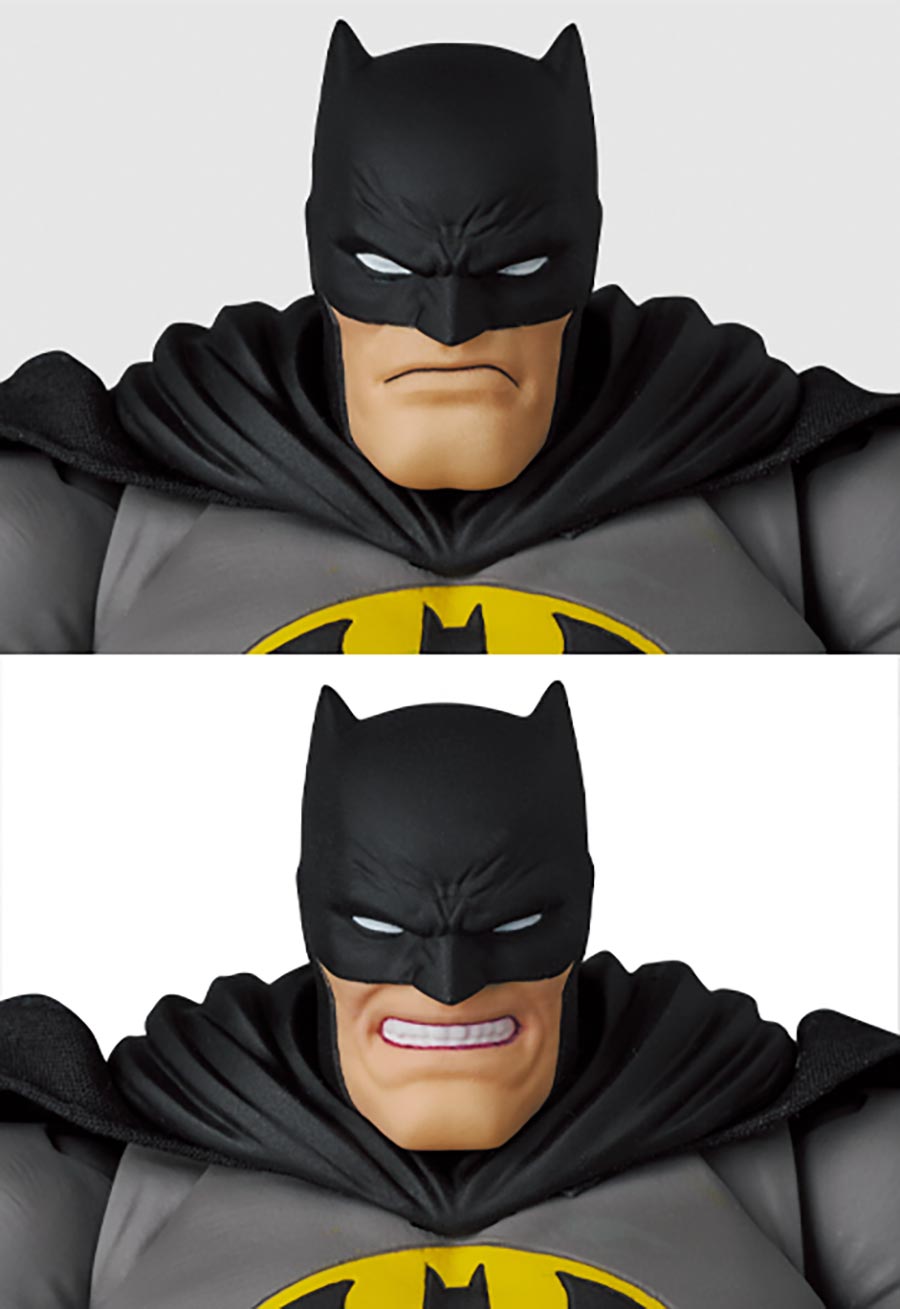 Dark Knight Returns Batman & Horse MAFEX Action Figure