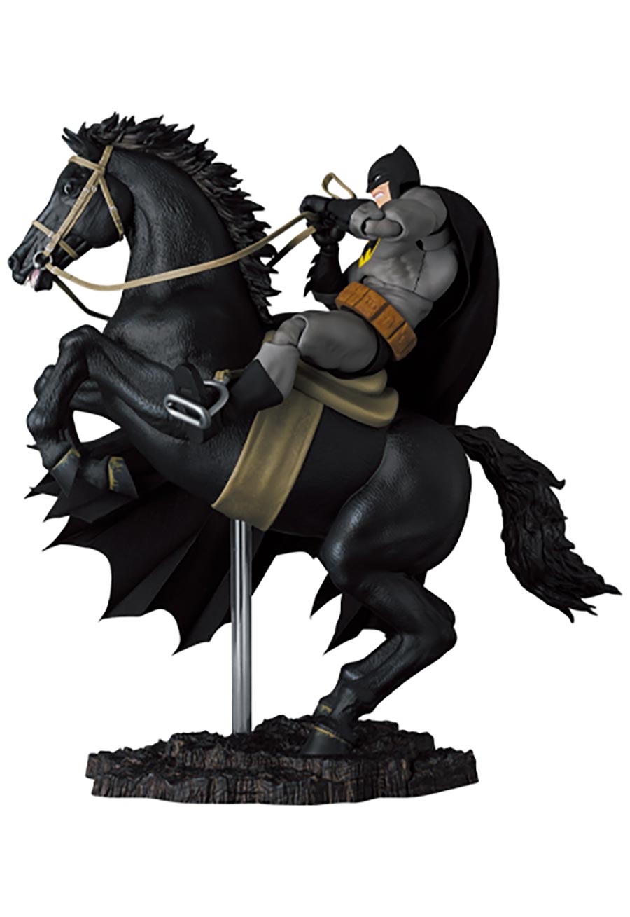 Dark Knight Returns Batman & Horse MAFEX Action Figure