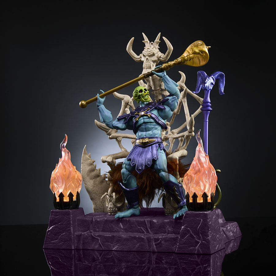 Masters Of The Universe Masterverse Skeletor & Throne Pack Action Figure