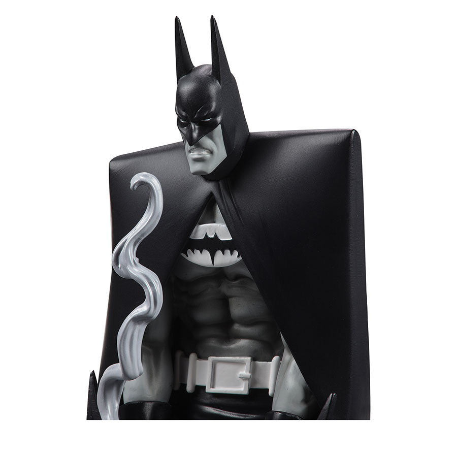 DC Direct Batman Black & White Batman By Bill Sienkiewicz Statue