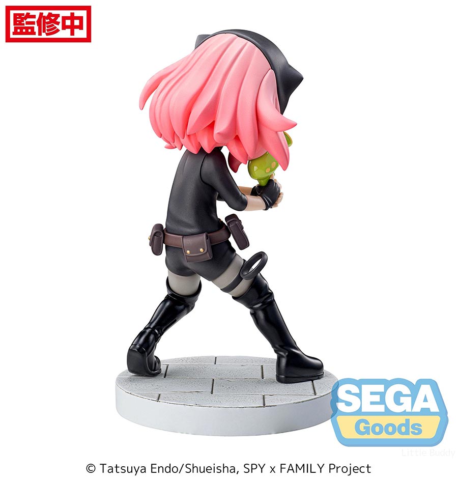 Spy x Family Luminasta Anya Forger Playing Undercover Figure