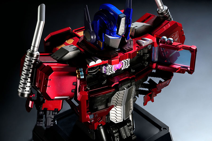 Transformers Bust Generation Optimus Prime Mechanic Bust