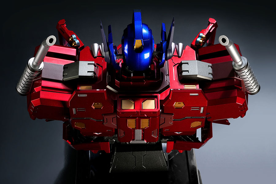 Transformers Bust Generation Optimus Prime Mechanic Bust