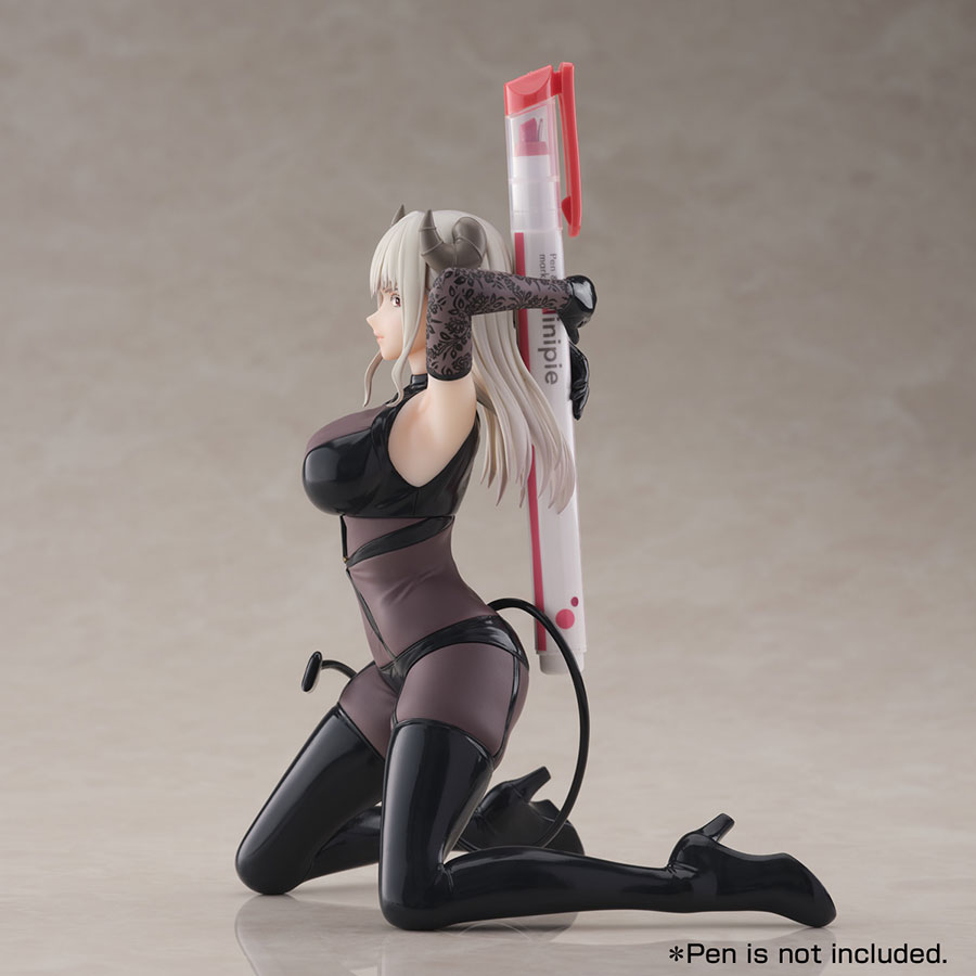 2.5 Dimensional Seduction Lady Lustalotte Fabled Costume PVC Figure