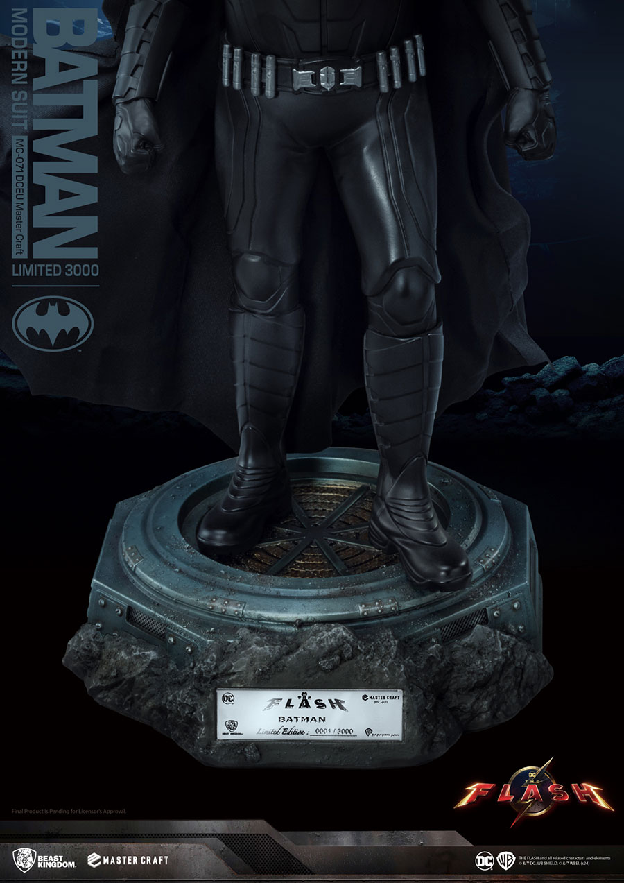 DCEU MC-071 Batman Modern Suit Master Craft Statue